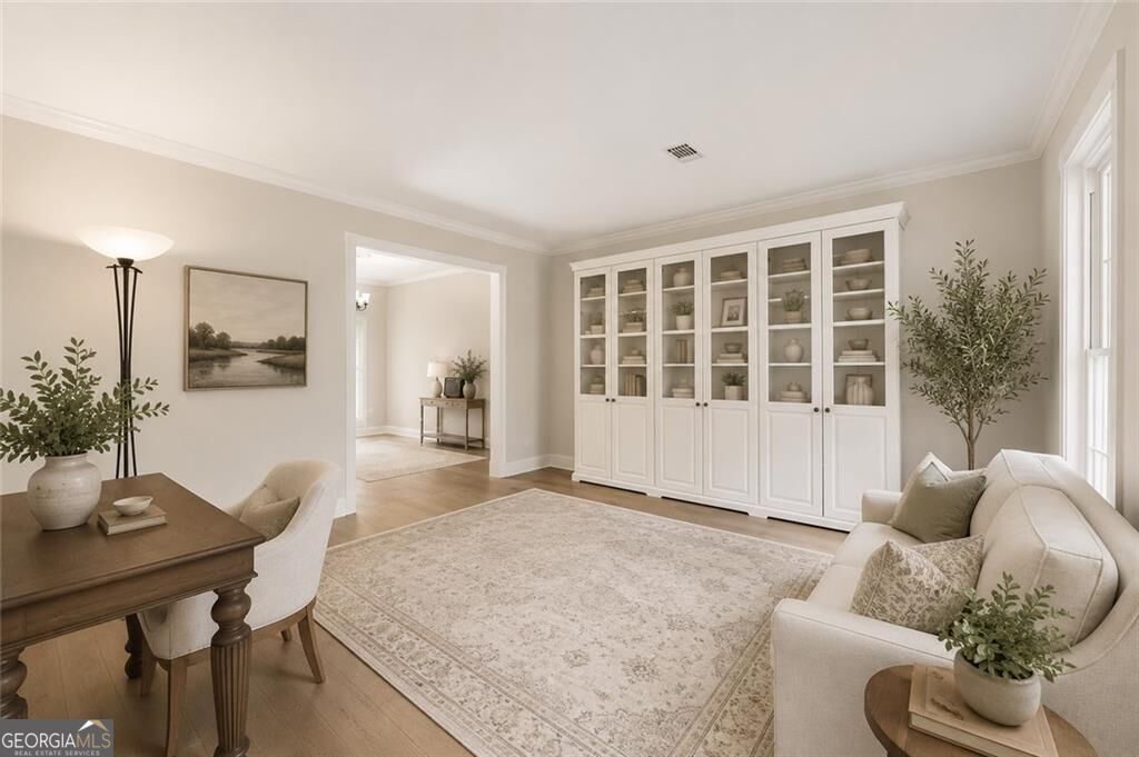 235 Barrington Drive E Property Photo 12
