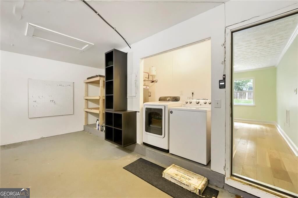 235 Barrington Drive E Property Photo 21