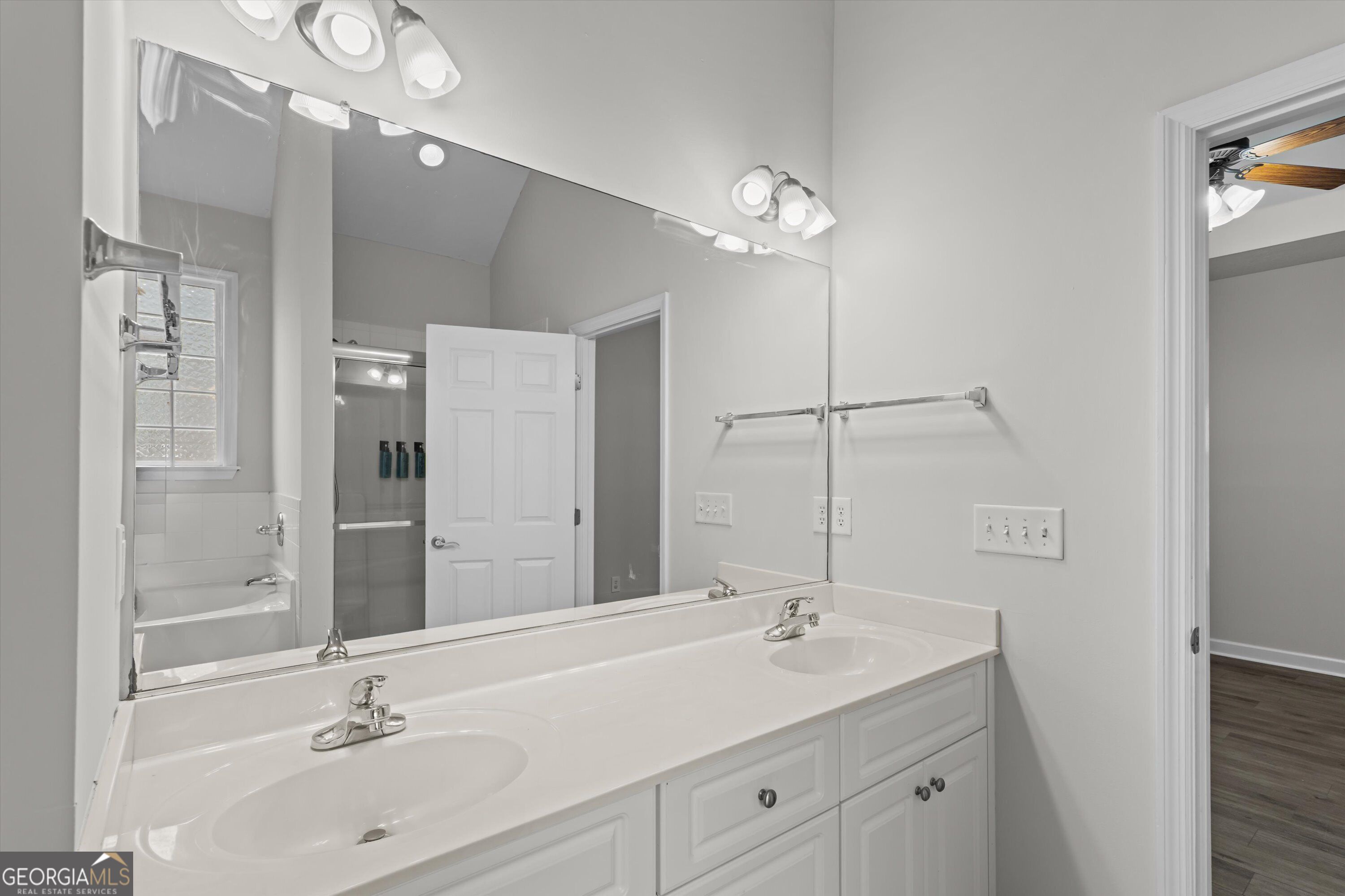 647 Ventana Drive Property Photo 36