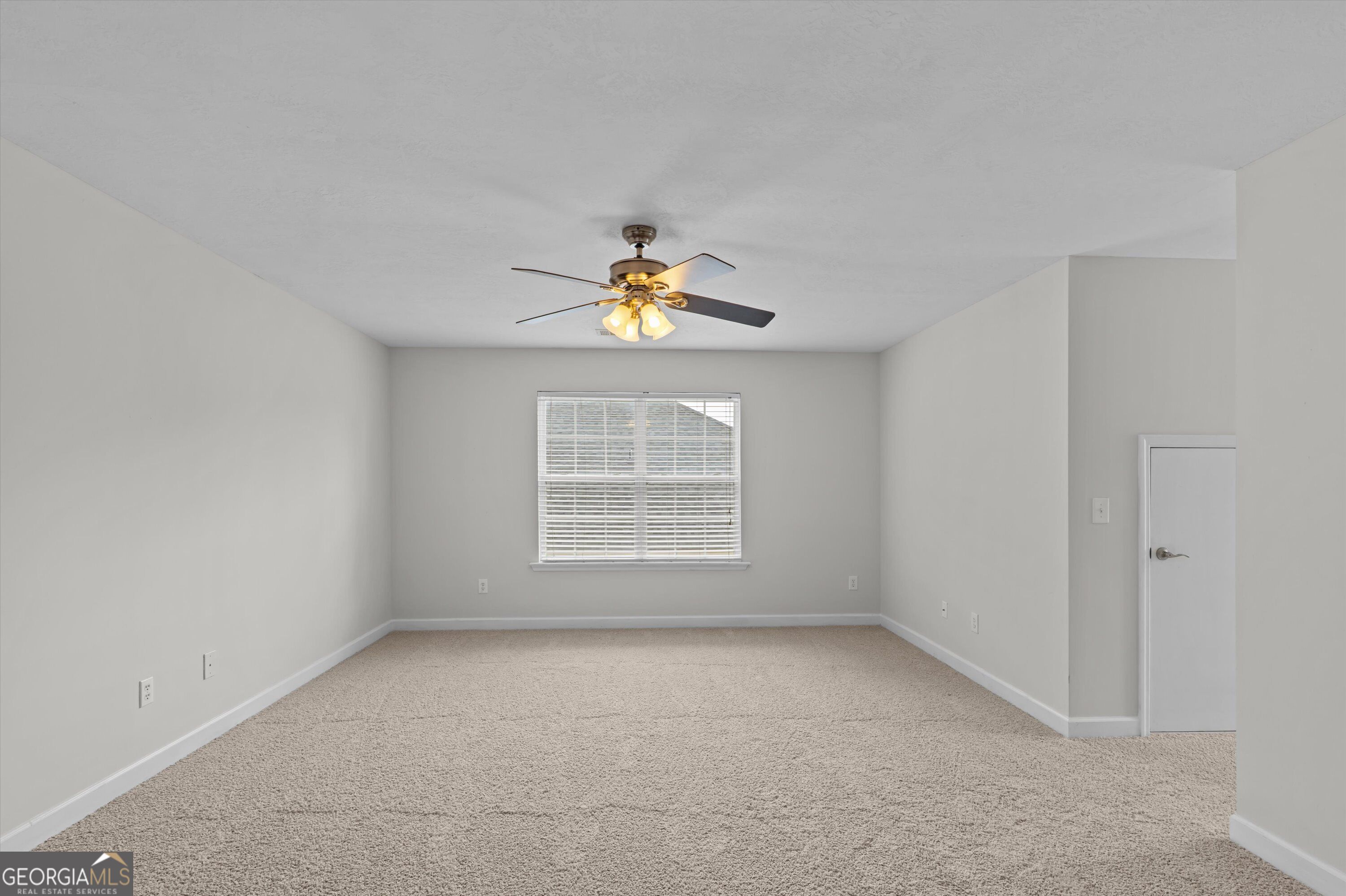 647 Ventana Drive Property Photo 37