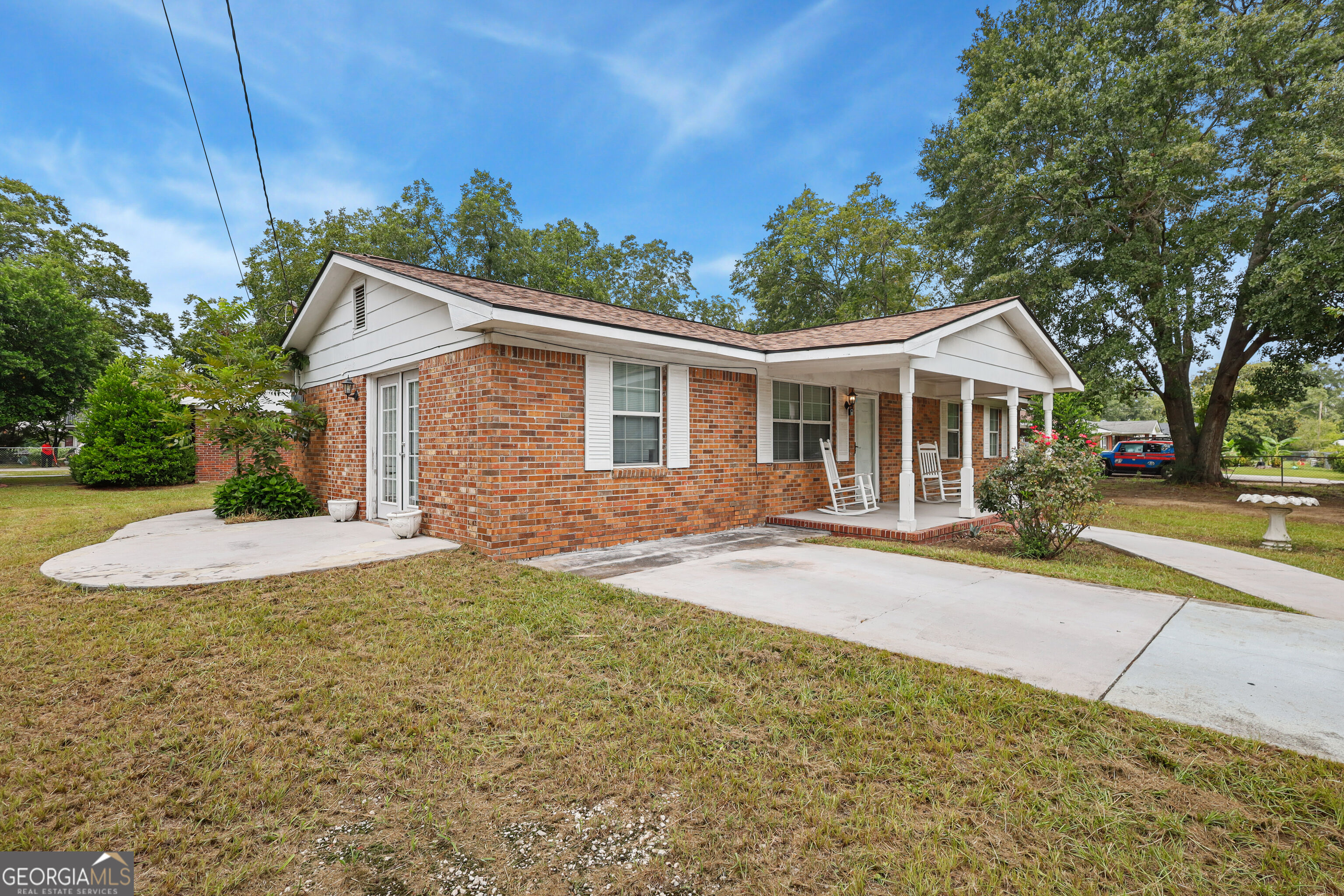 22 S Foss Street Property Photo 2