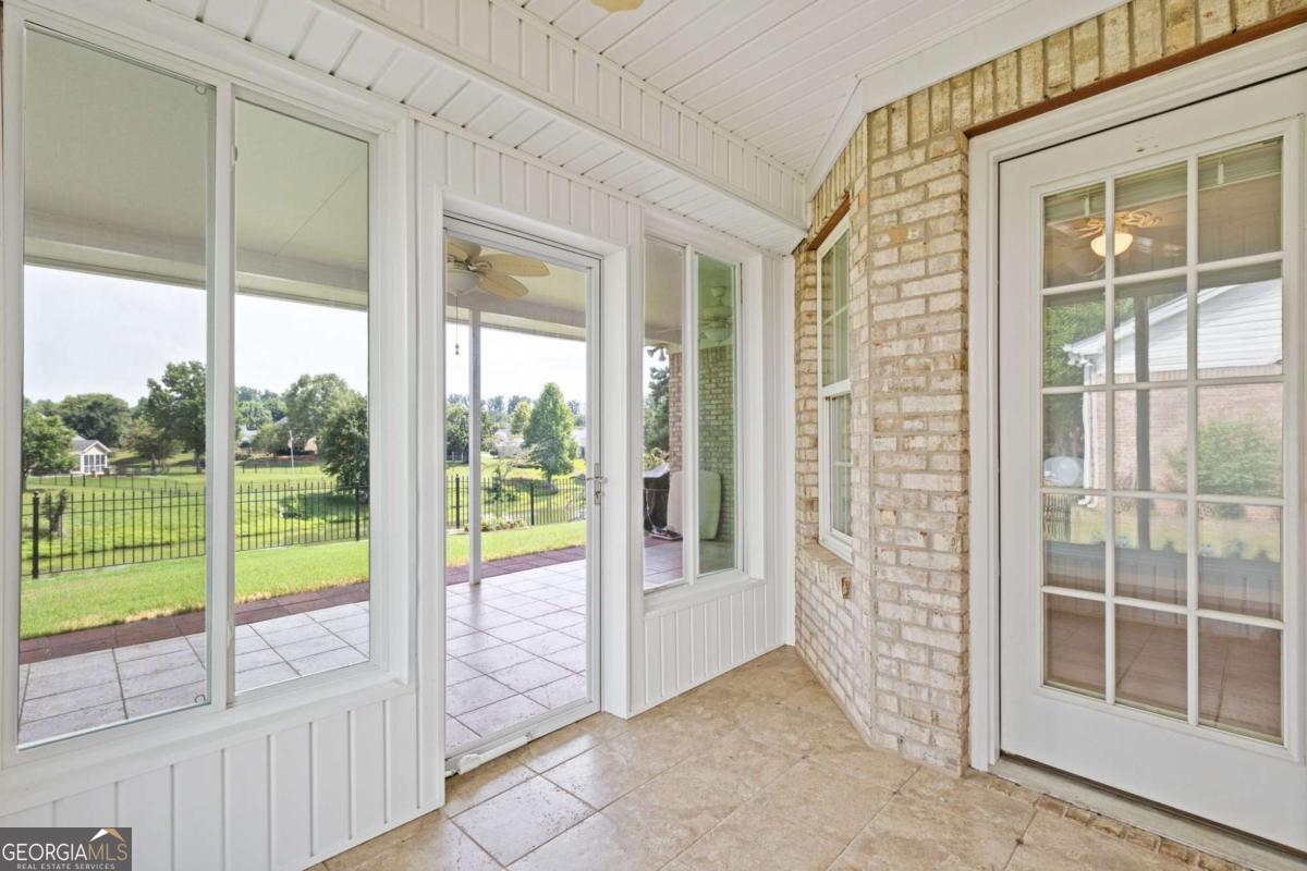 112 Clubhouse Drive Property Photo 34