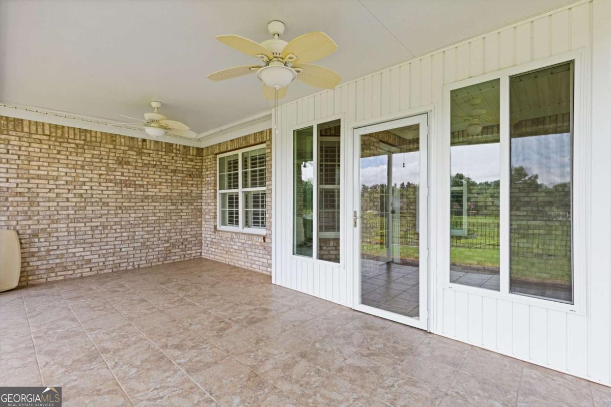 112 Clubhouse Drive Property Photo 35