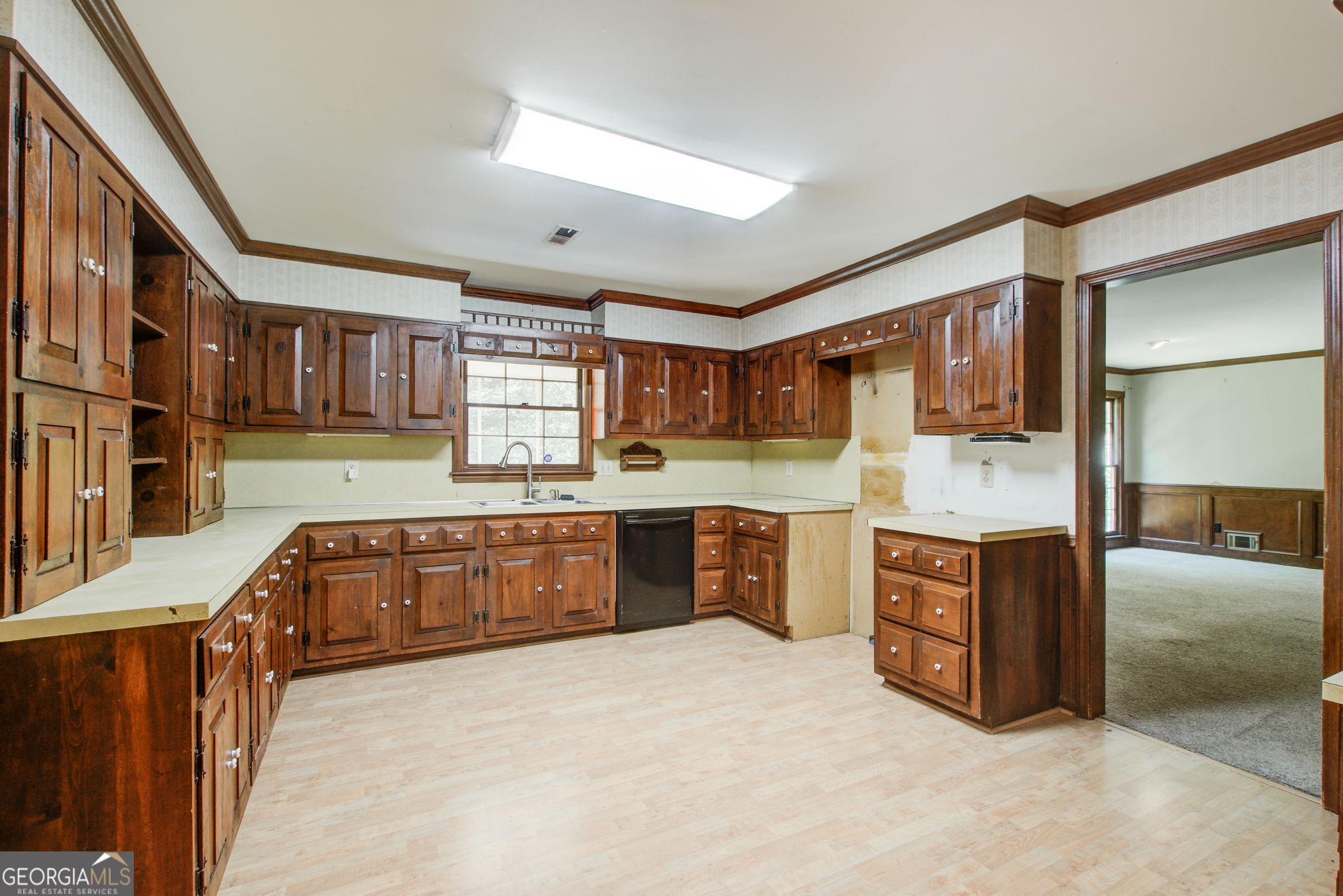 4576 Ashington Drive Property Photo 8