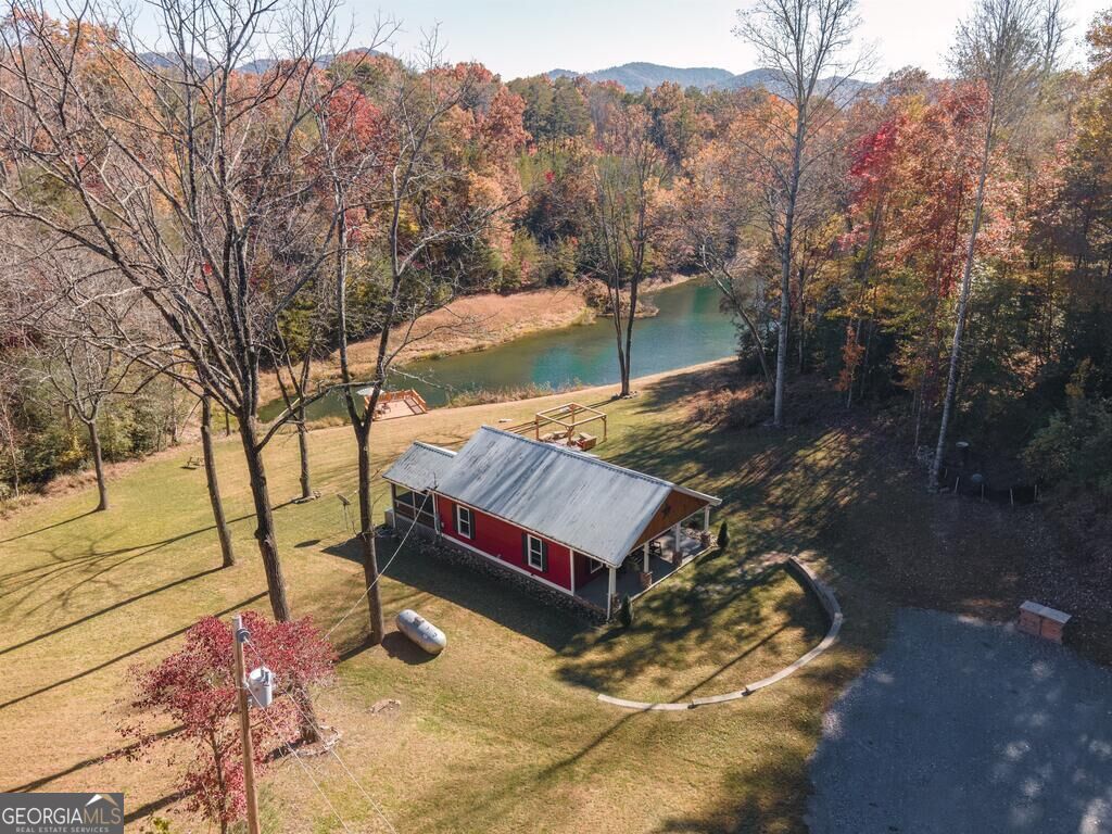 30 Seabolt Drive Property Photo 2