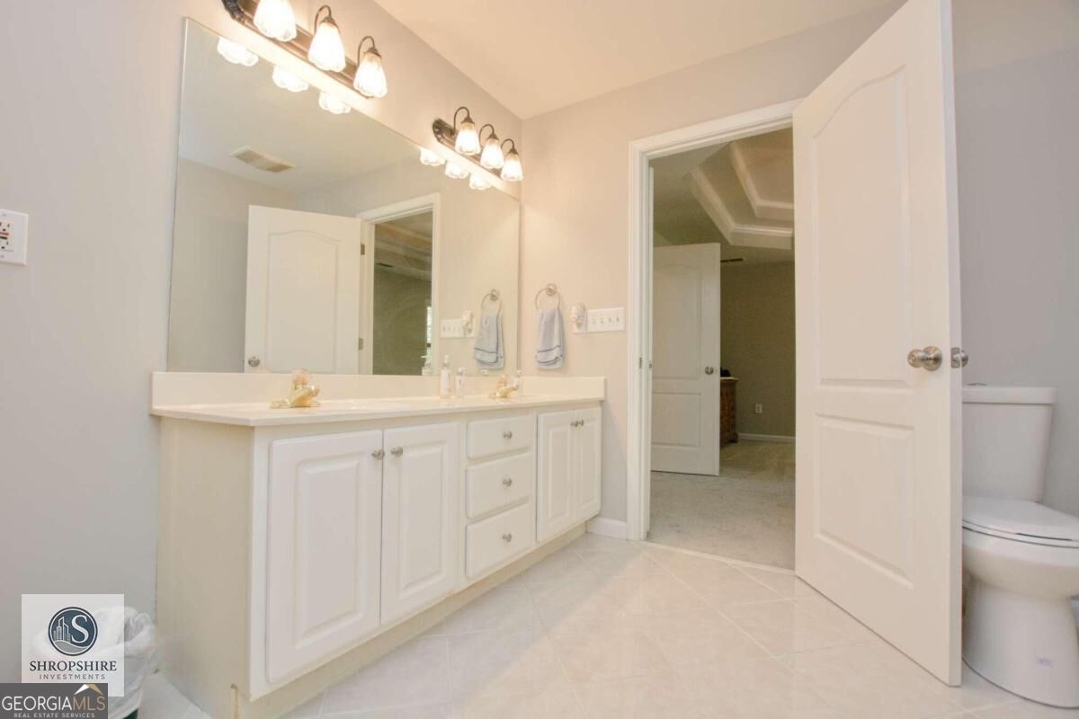 7352 Mason Falls Drive Property Photo 6