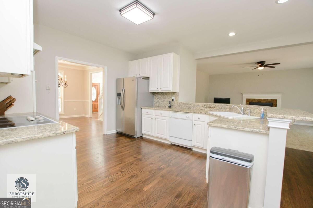 7352 Mason Falls Drive Property Photo 10