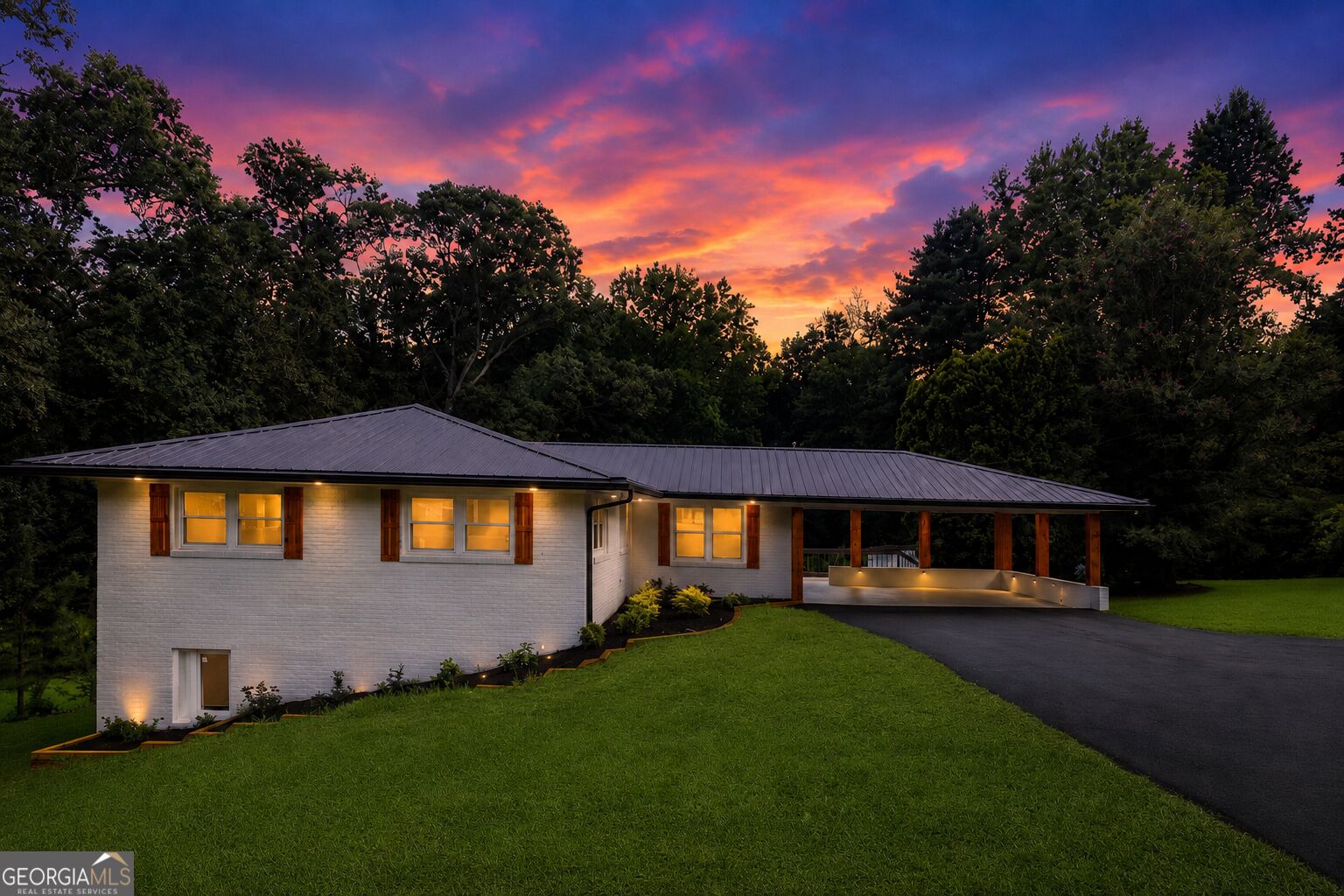 1348 Nebo Road Property Photo 1