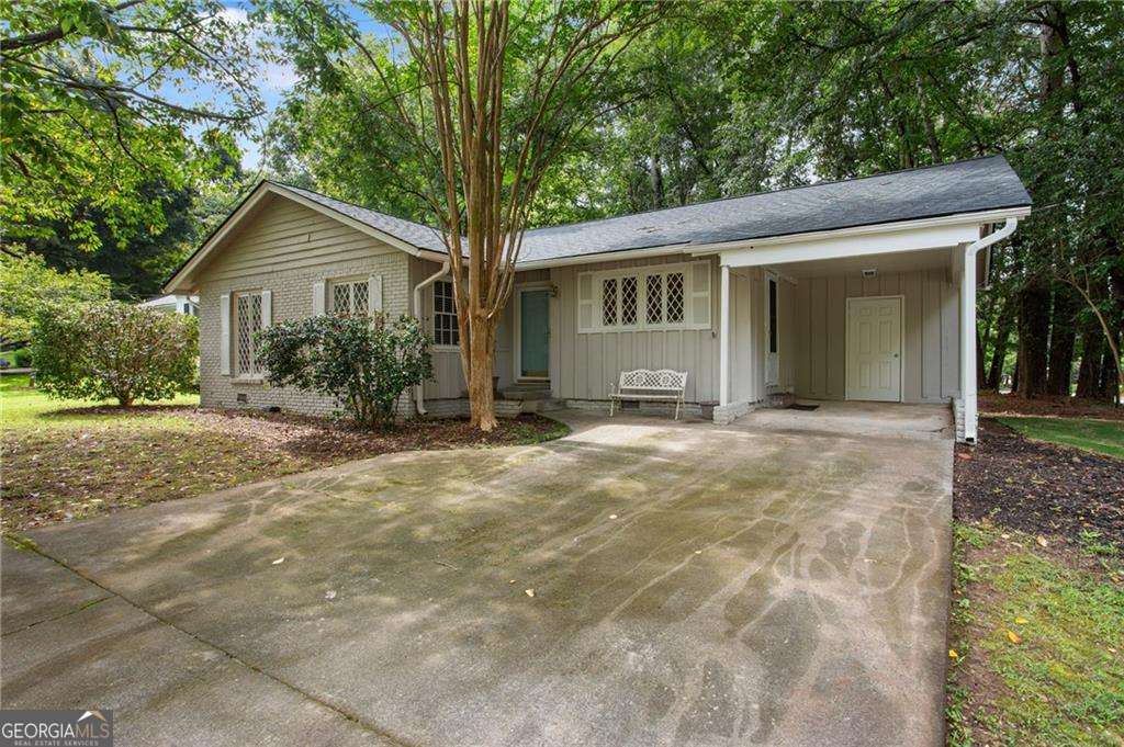 851 Cardova Drive NE