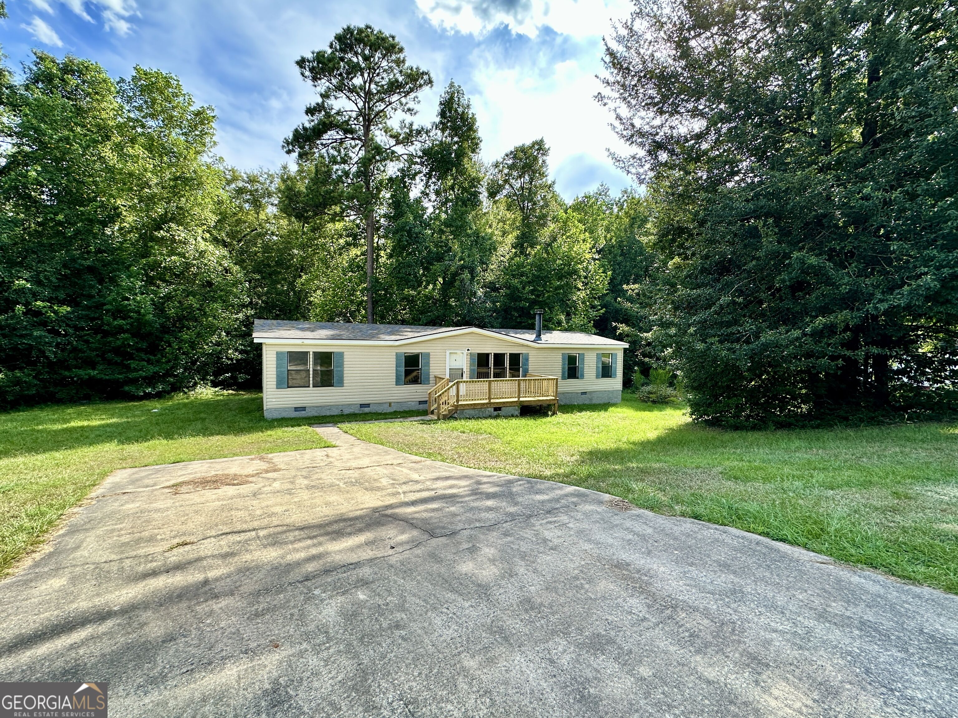 181 Alview Drive Property Photo 3