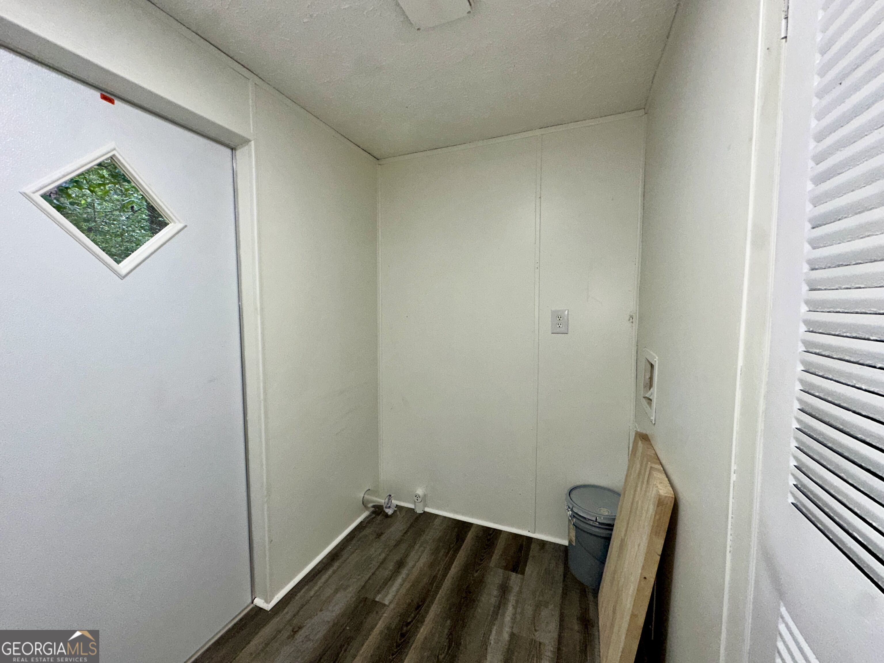 181 Alview Drive Property Photo 27
