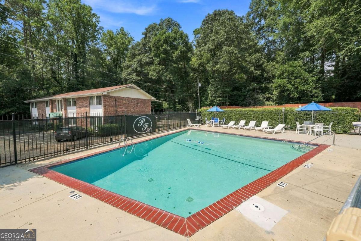 4282 Roswell Road Ne # E2 Property Photo 25