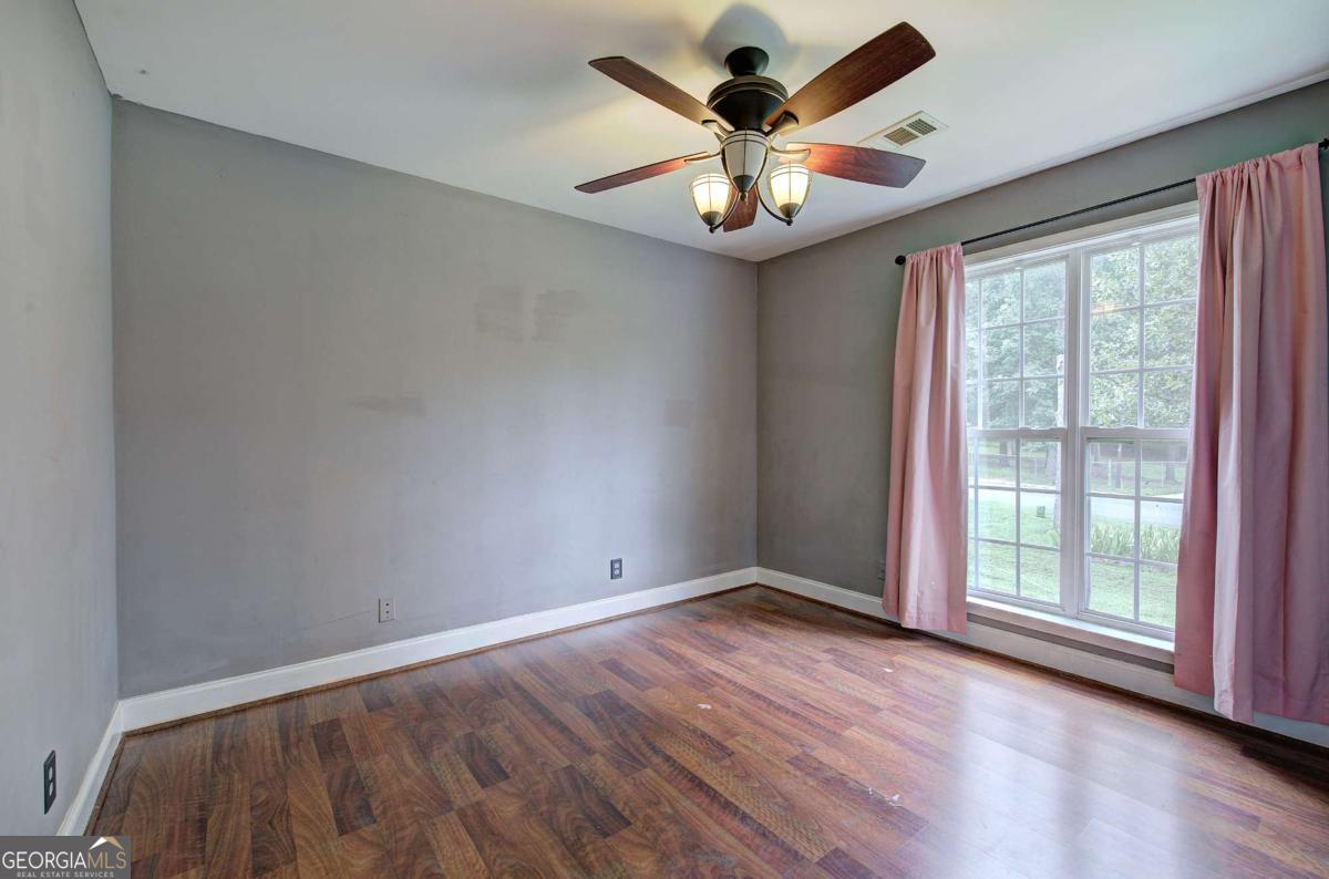 33 Covered Springs Drive Ne Property Photo 9