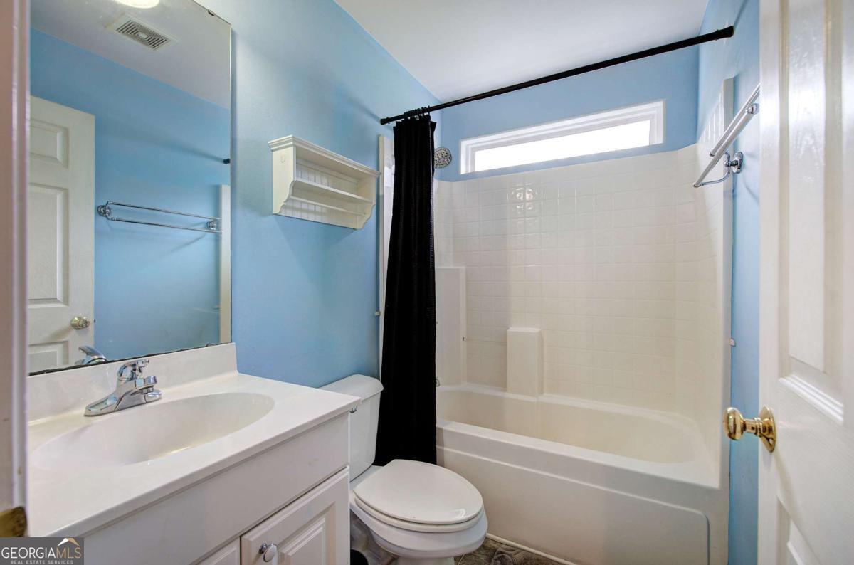 33 Covered Springs Drive Ne Property Photo 11