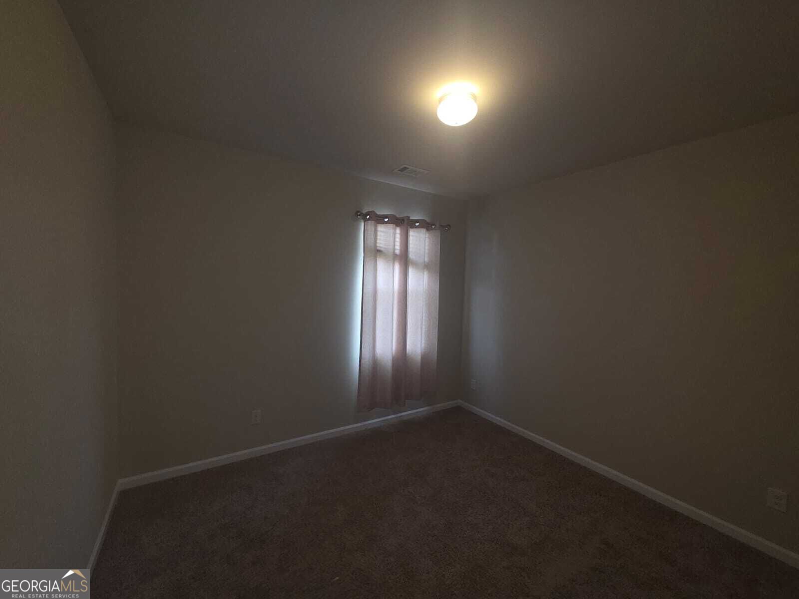 3877 Makeover Court Property Photo 3