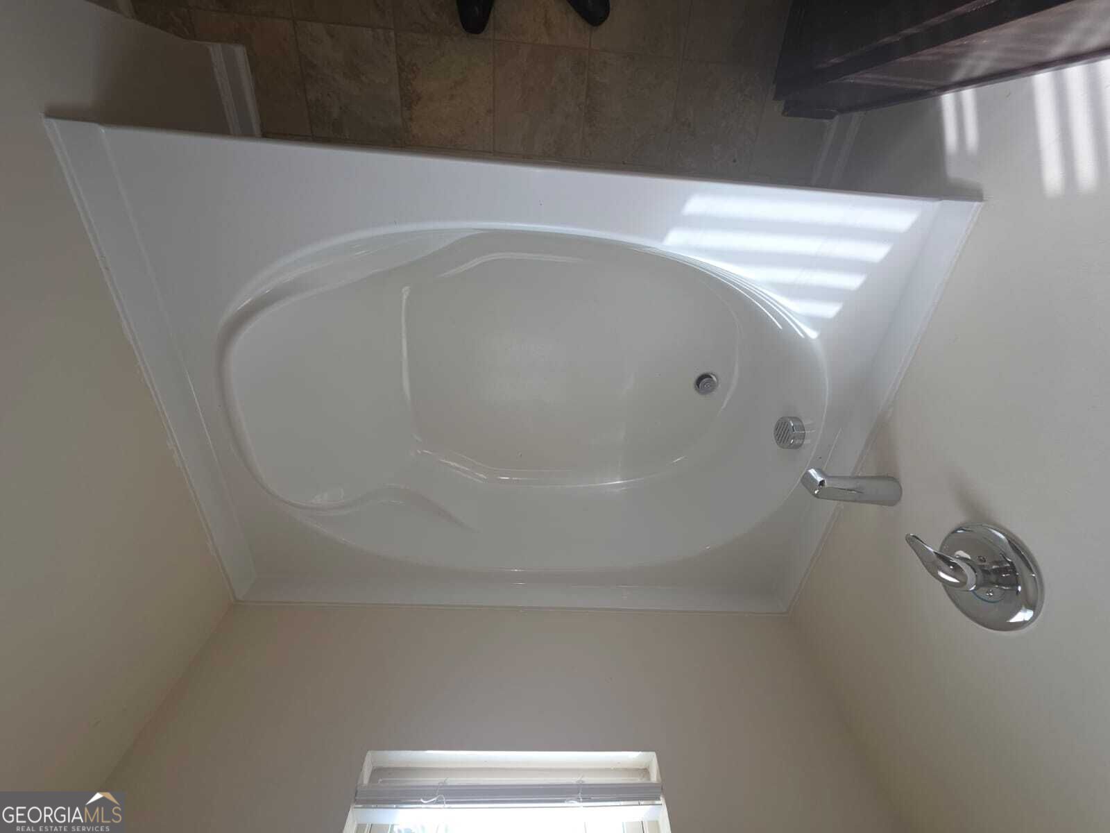 3877 Makeover Court Property Photo 9