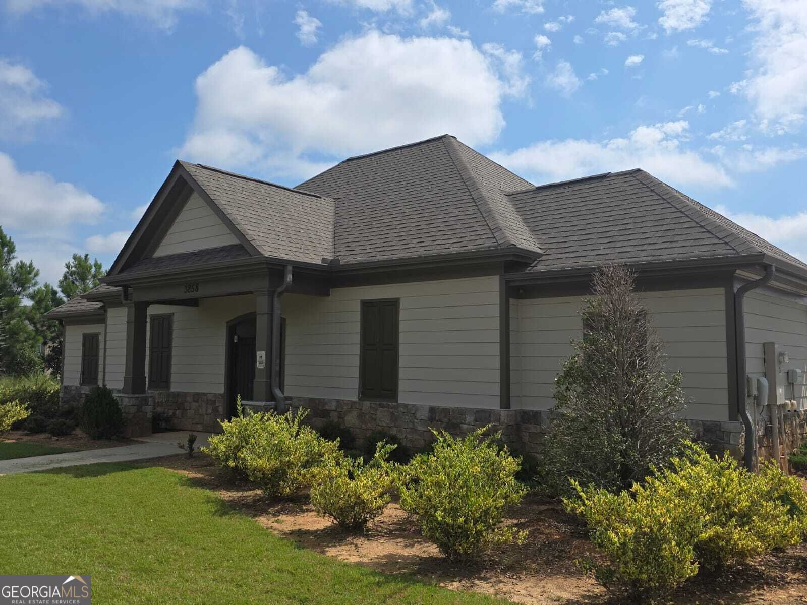 3877 Makeover Court Property Photo 20