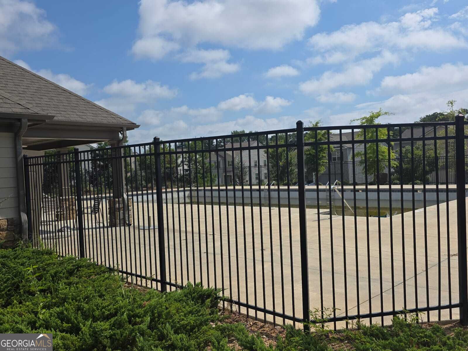 3877 Makeover Court Property Photo 21