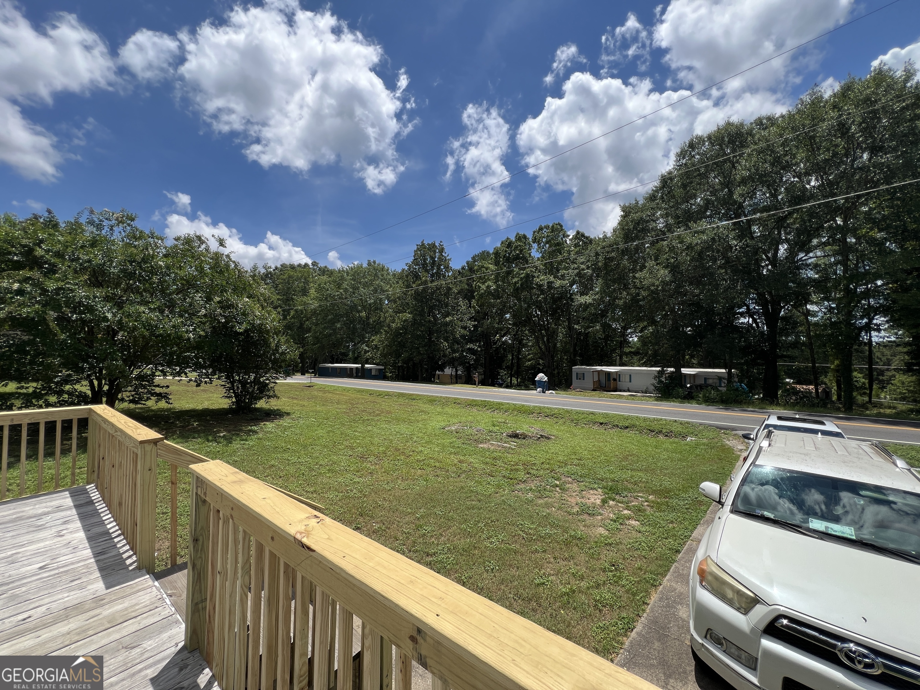 943 Grier Road Property Photo 6
