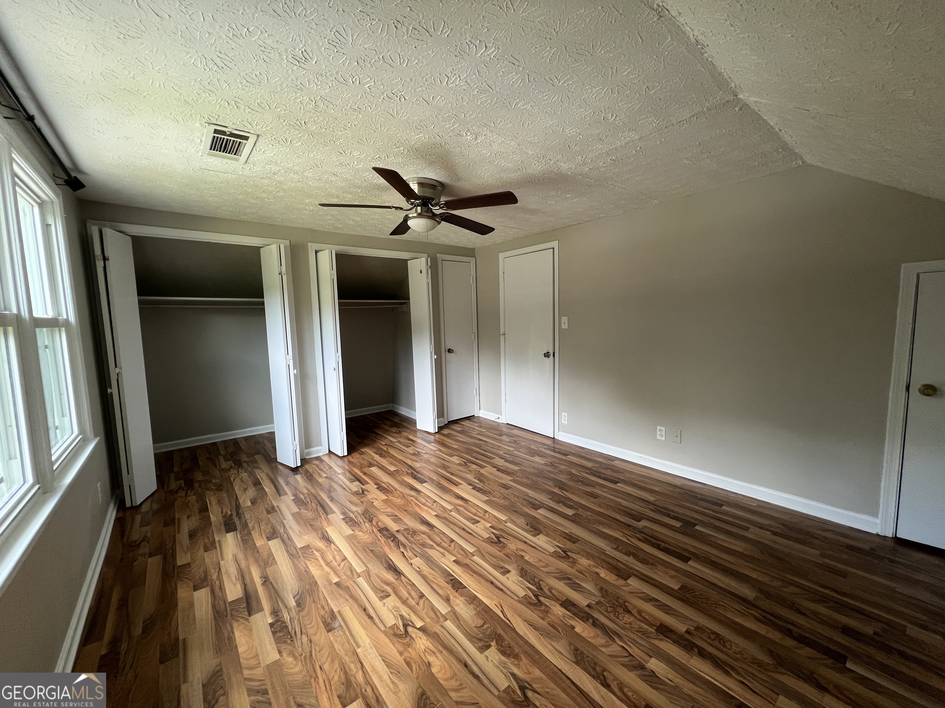 943 Grier Road Property Photo 12