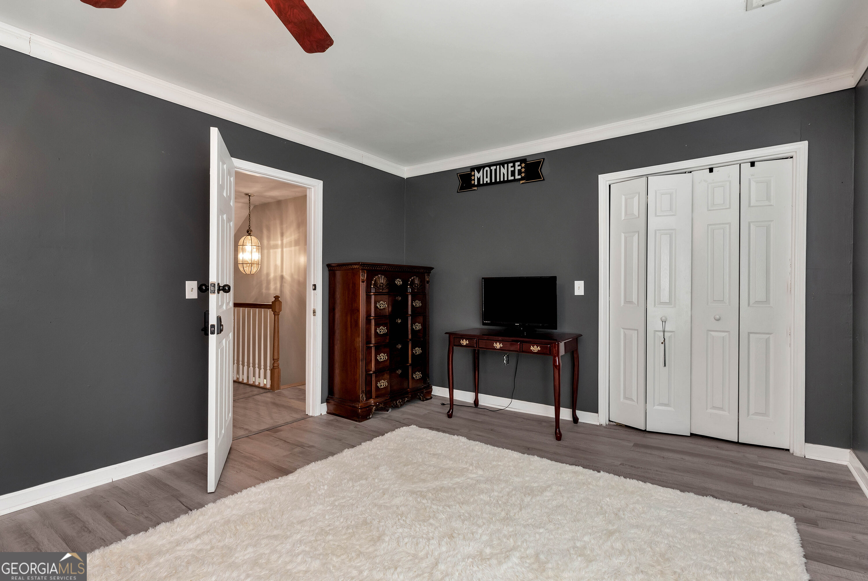 425 Greenleaf Drive Property Photo 38