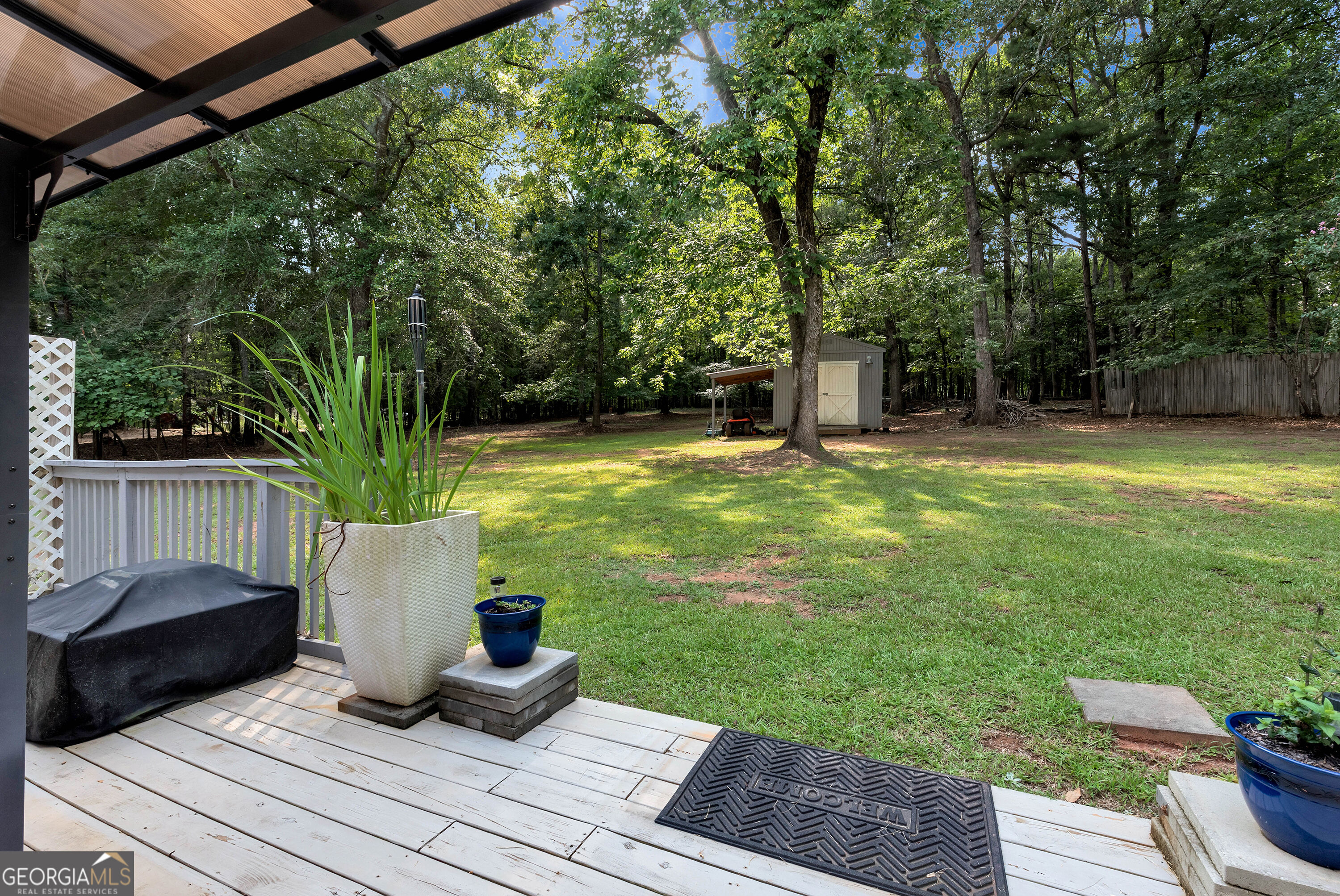 425 Greenleaf Drive Property Photo 53