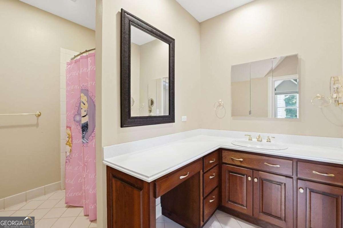 111 Brown Loop Spur Nw Property Photo 40