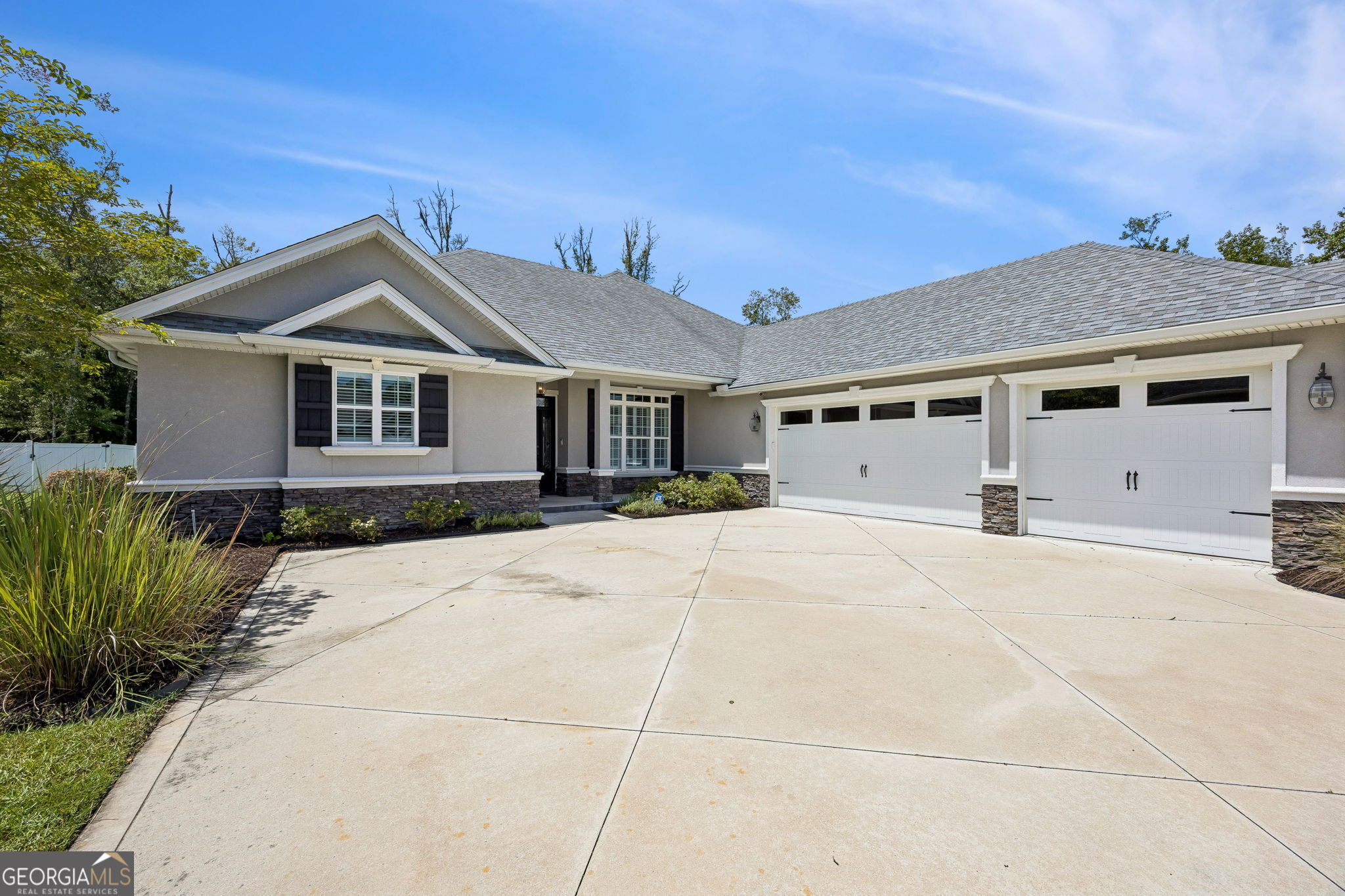 239 Fiddlers Cove Drive Property Photo 5