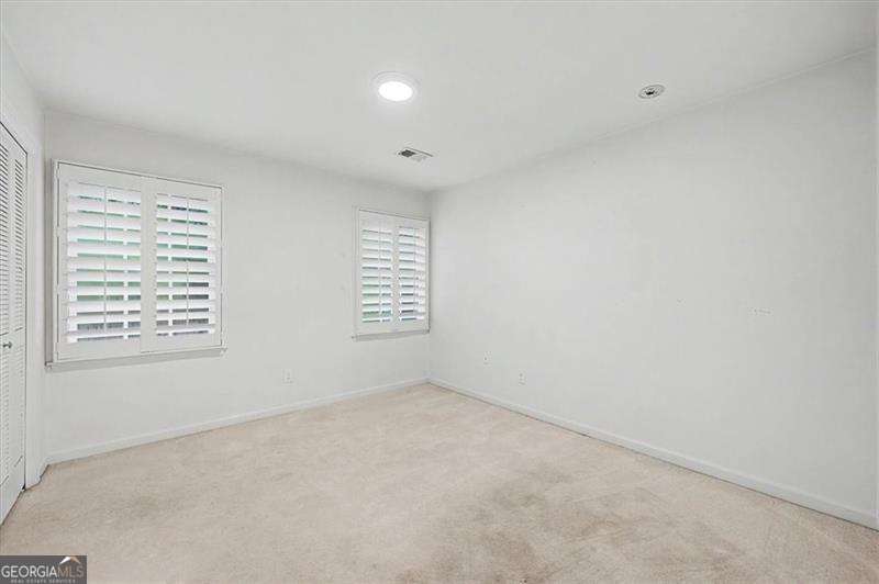 3868 Emerson Street Property Photo 20