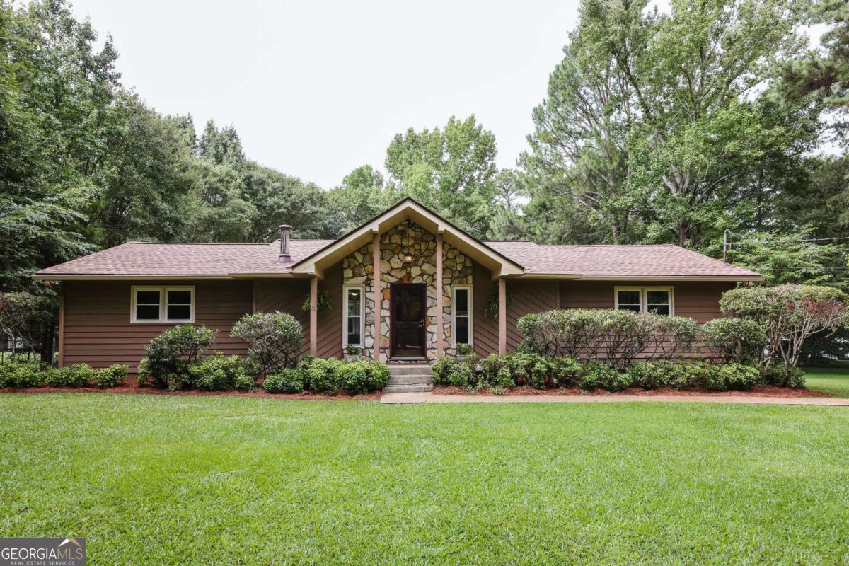 110 Pioneer Drive Property Photo 1