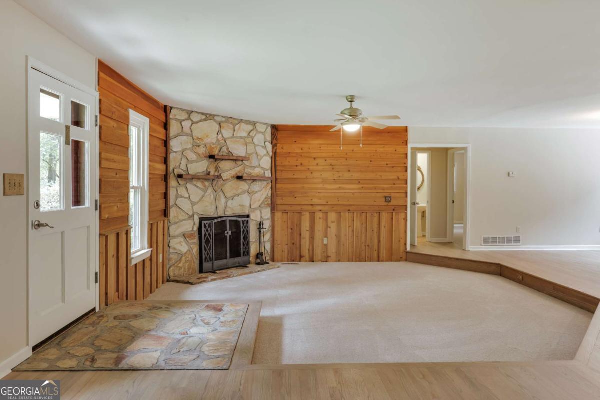 110 Pioneer Drive Property Photo 2