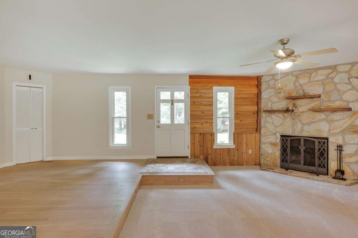 110 Pioneer Drive Property Photo 5