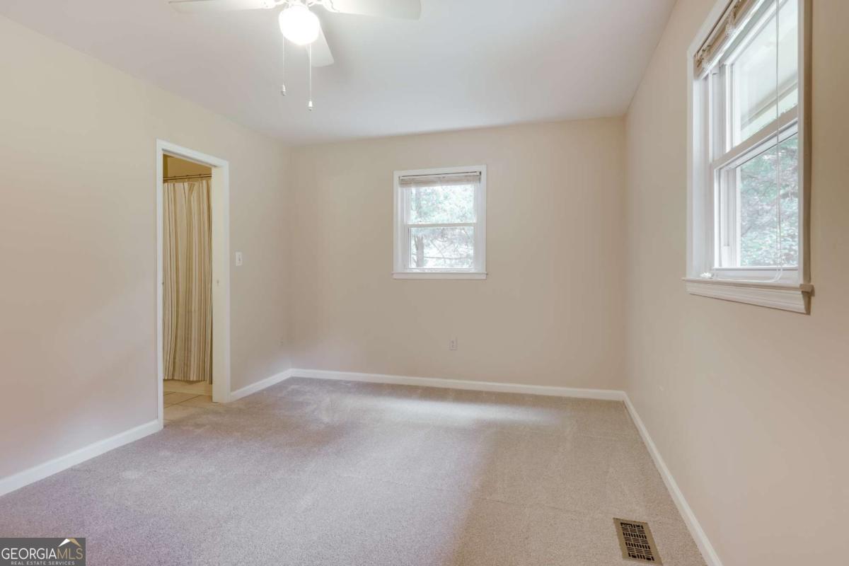 110 Pioneer Drive Property Photo 33