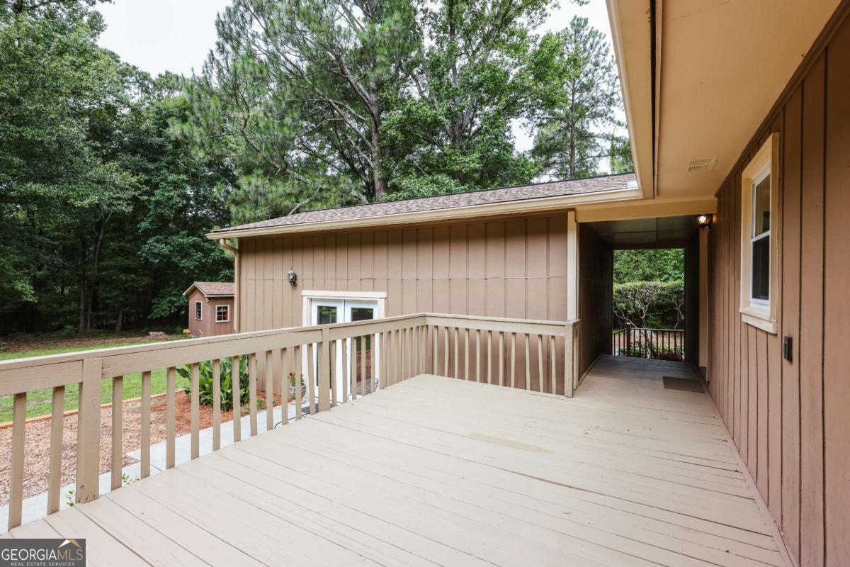 110 Pioneer Drive Property Photo 34