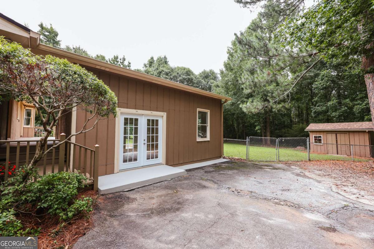 110 Pioneer Drive Property Photo 45