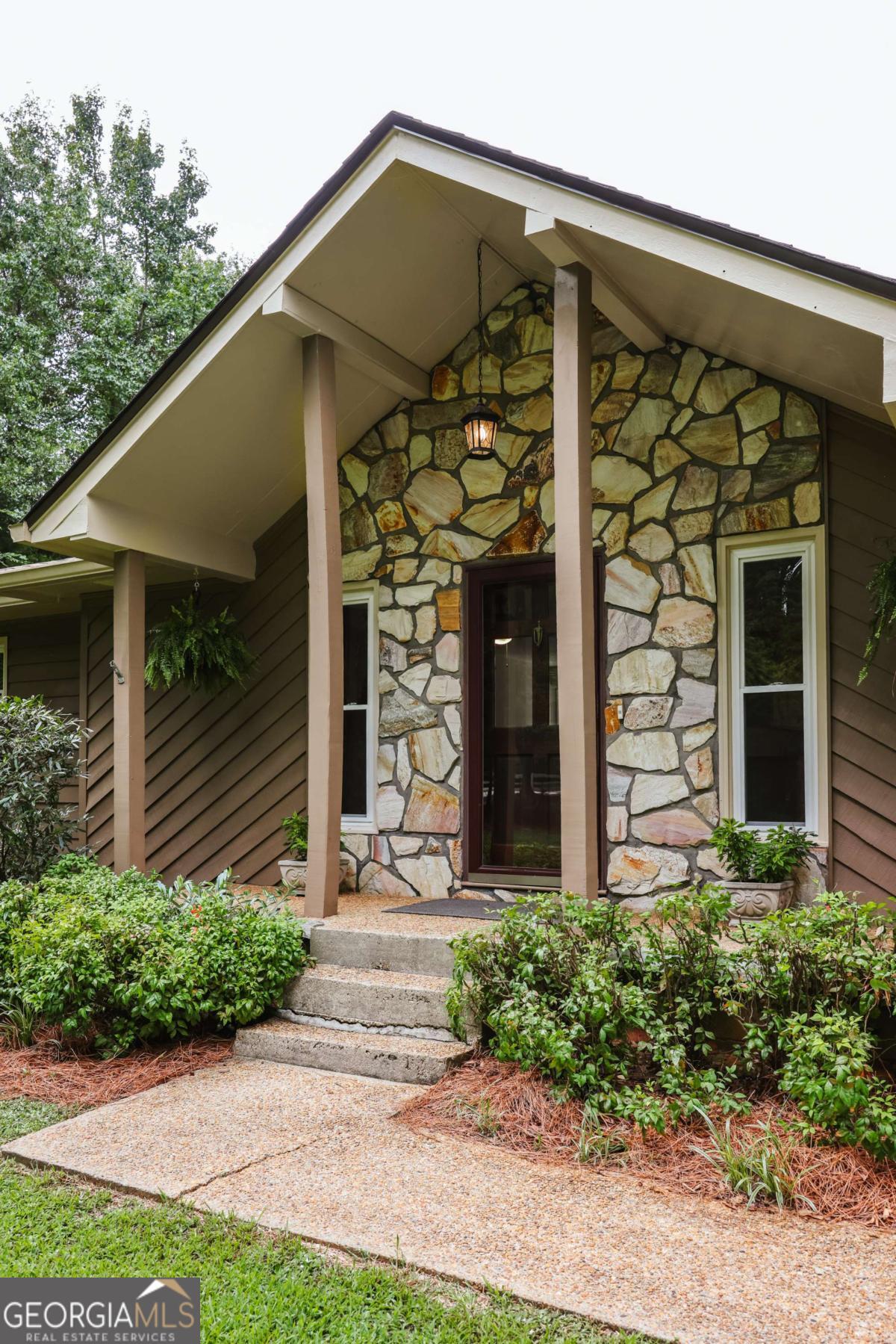 110 Pioneer Drive Property Photo 54
