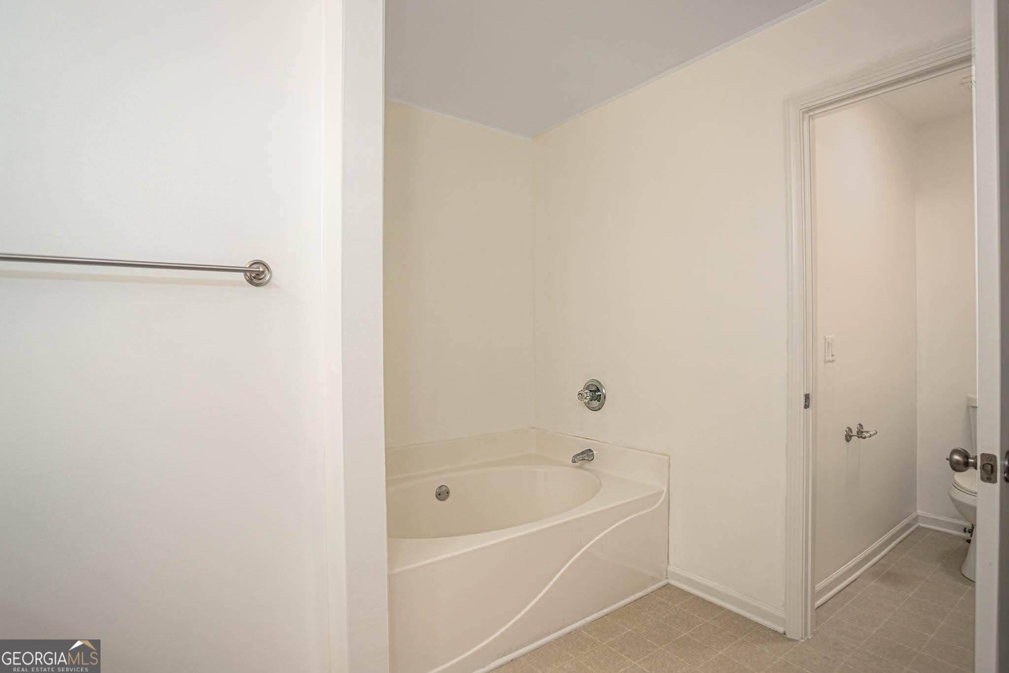 2576 Peach Shoals Property Photo 18