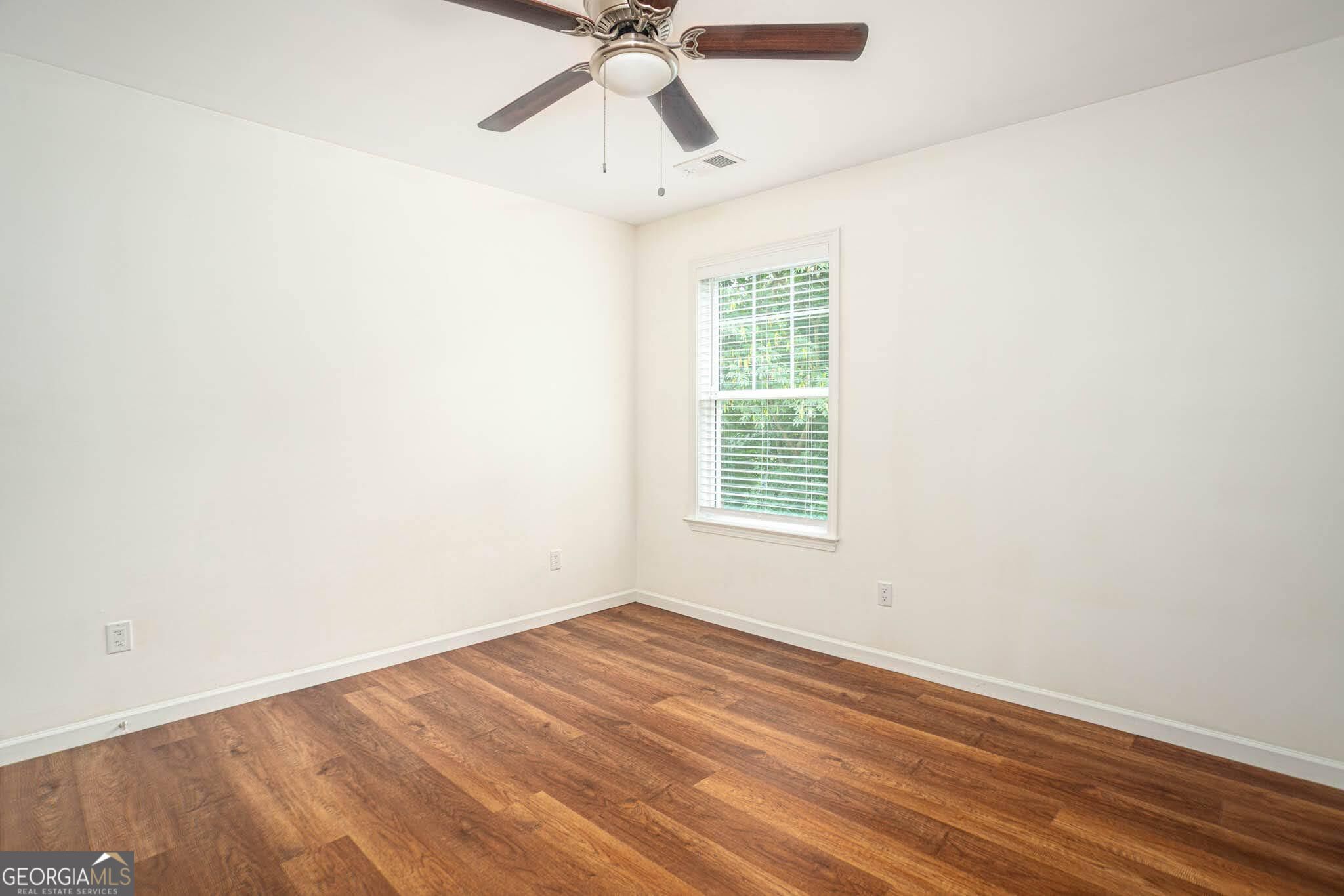 2576 Peach Shoals Property Photo 22