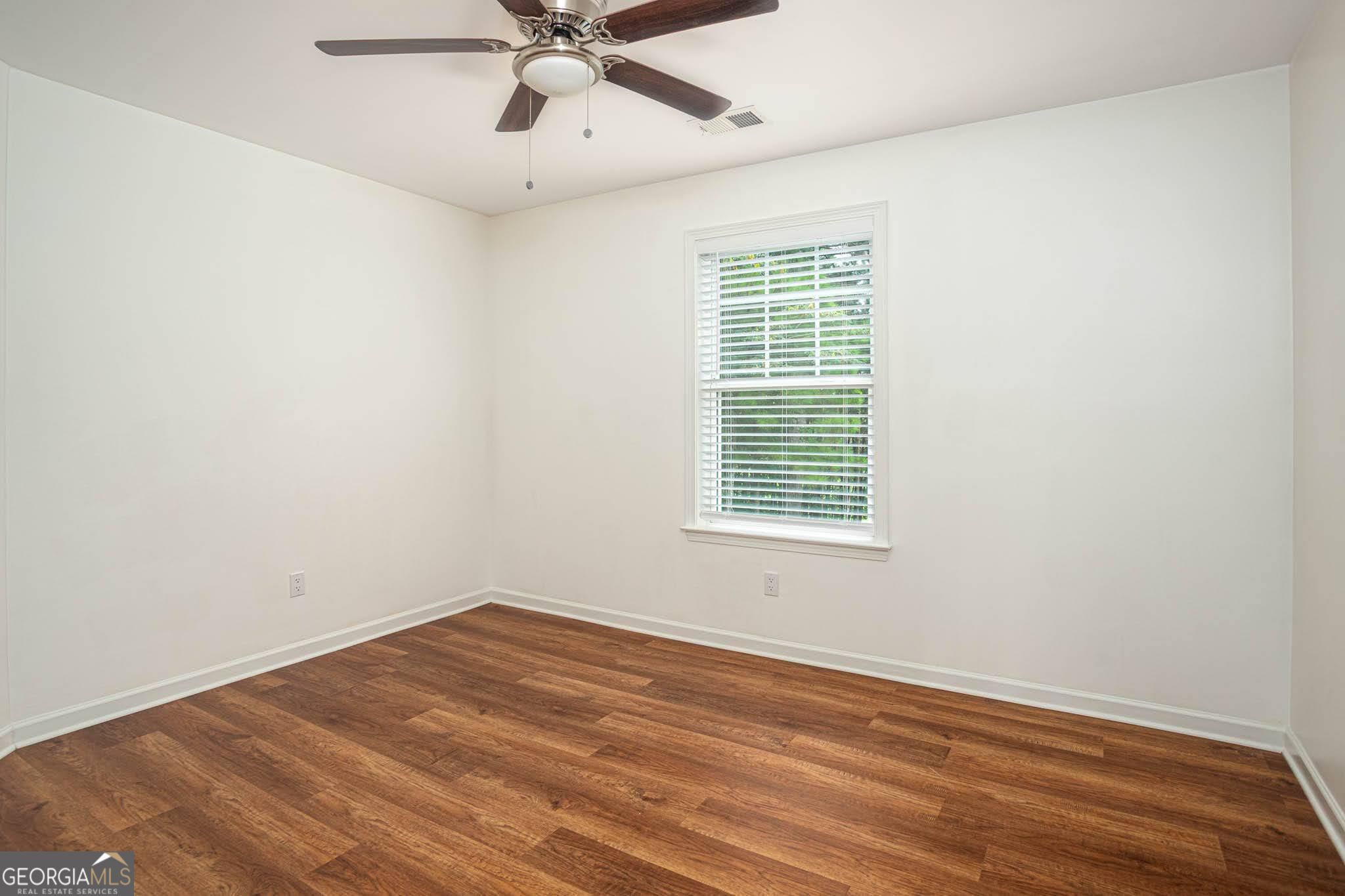 2576 Peach Shoals Property Photo 24