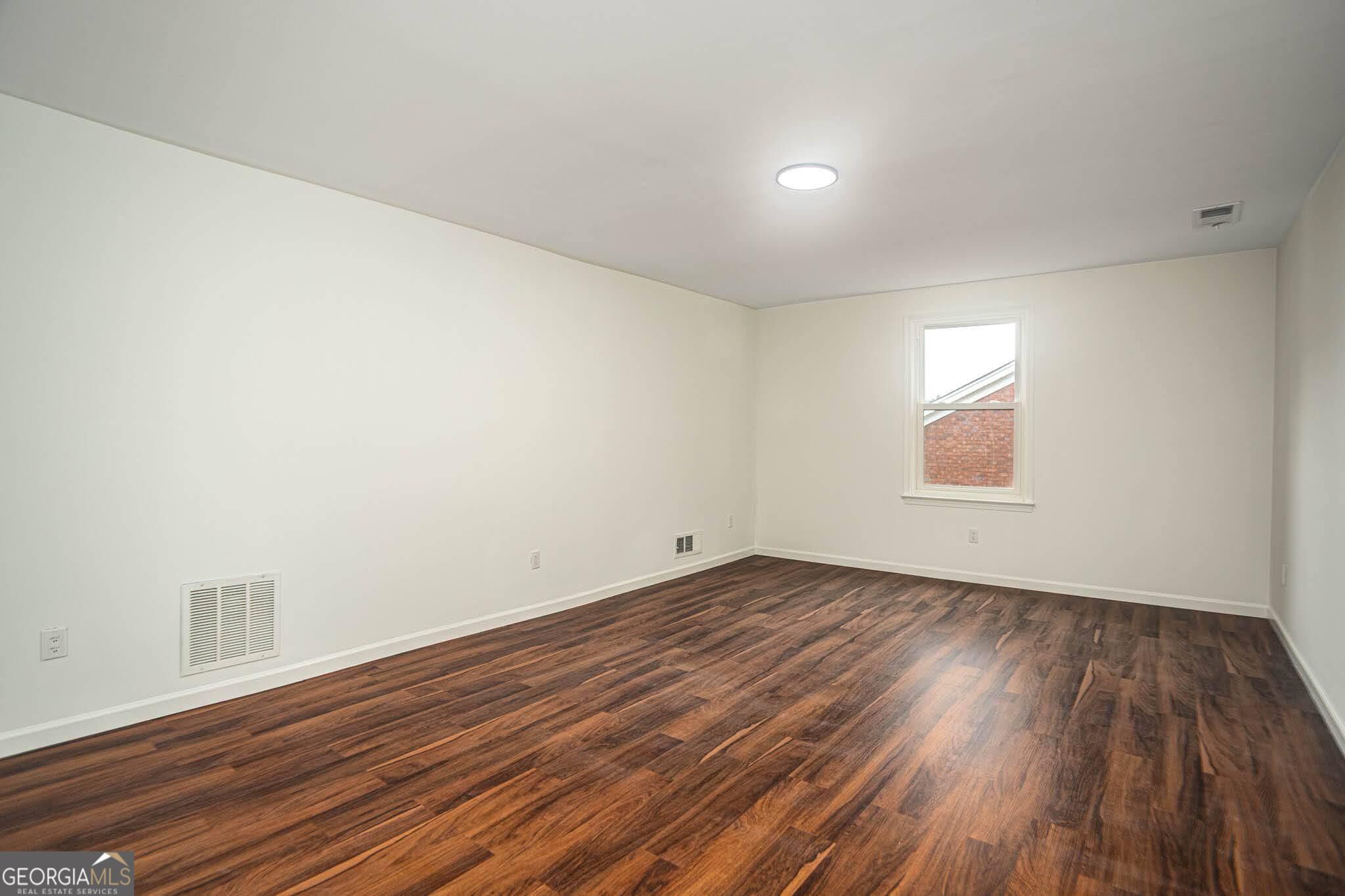 2576 Peach Shoals Property Photo 30