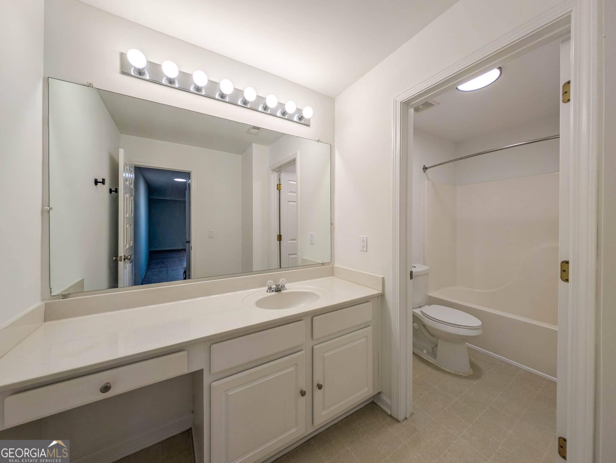 2576 Peach Shoals Property Photo 33