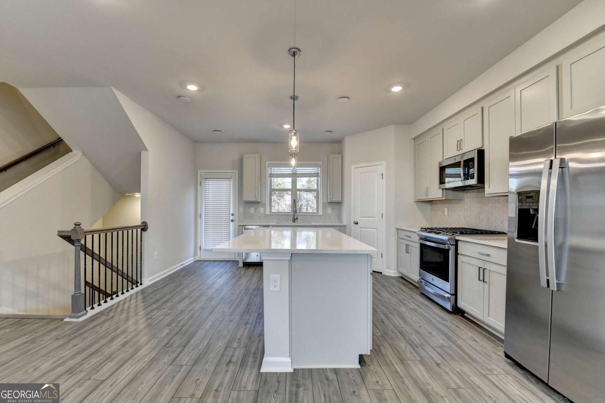 3661 Willingham Run Property Photo 8
