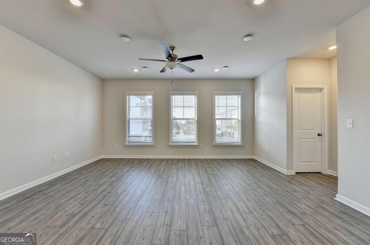 3661 Willingham Run Property Photo 13