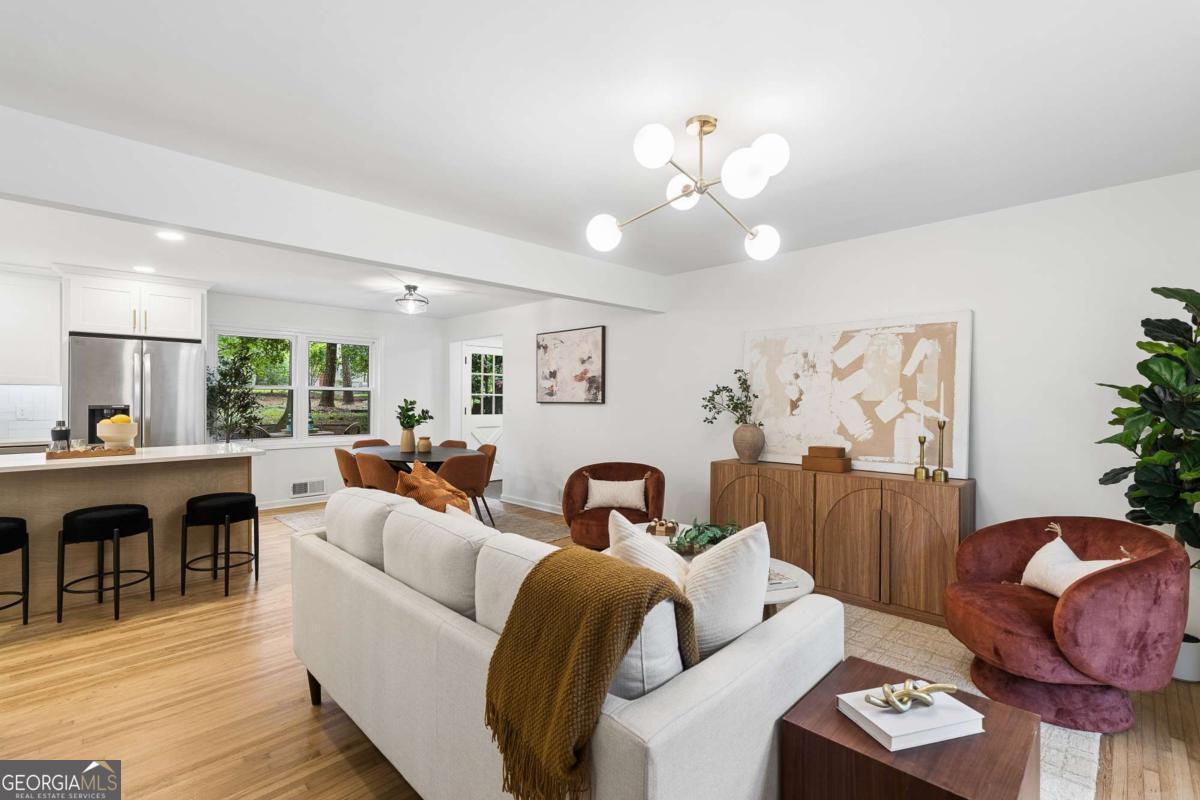 1303 Faraday Place Property Photo 3