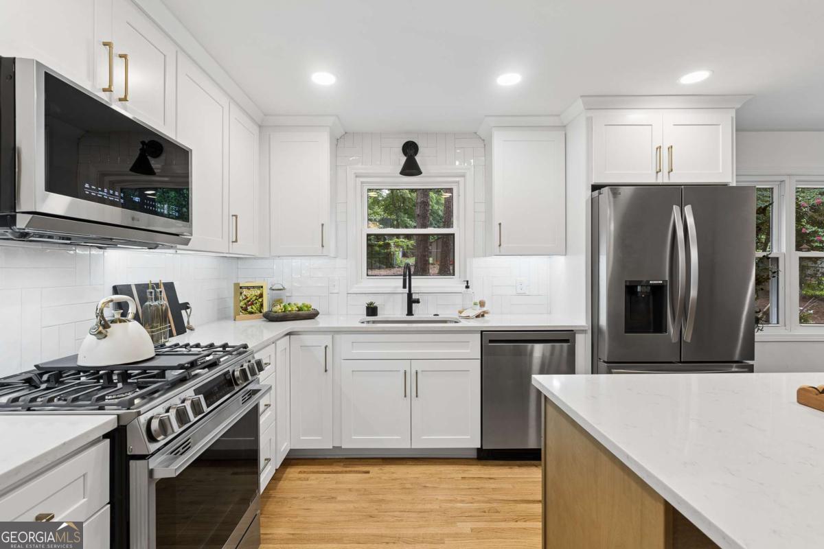 1303 Faraday Place Property Photo 9