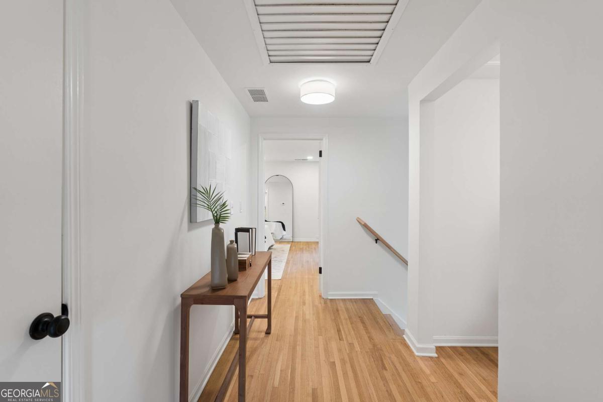 1303 Faraday Place Property Photo 12