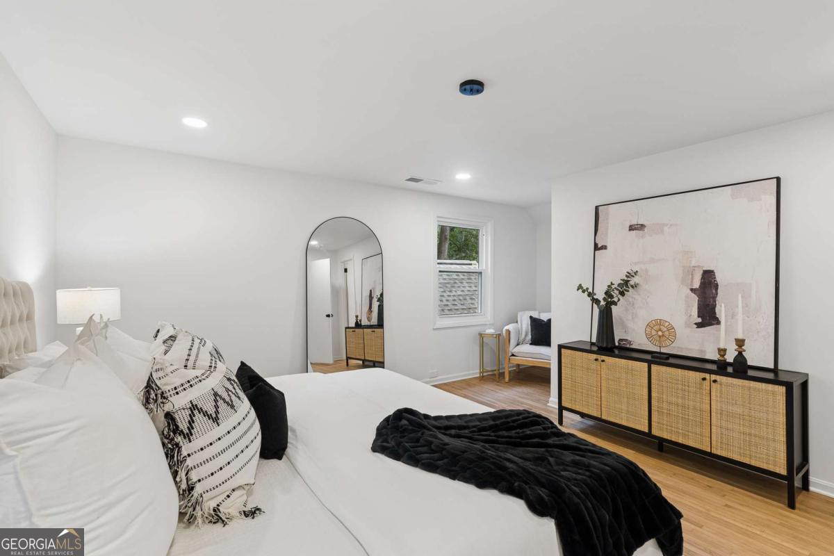 1303 Faraday Place Property Photo 15