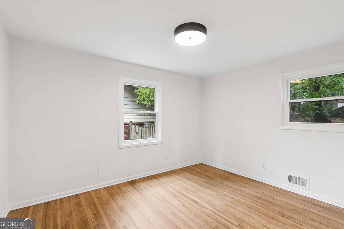 1303 Faraday Place Property Photo 29
