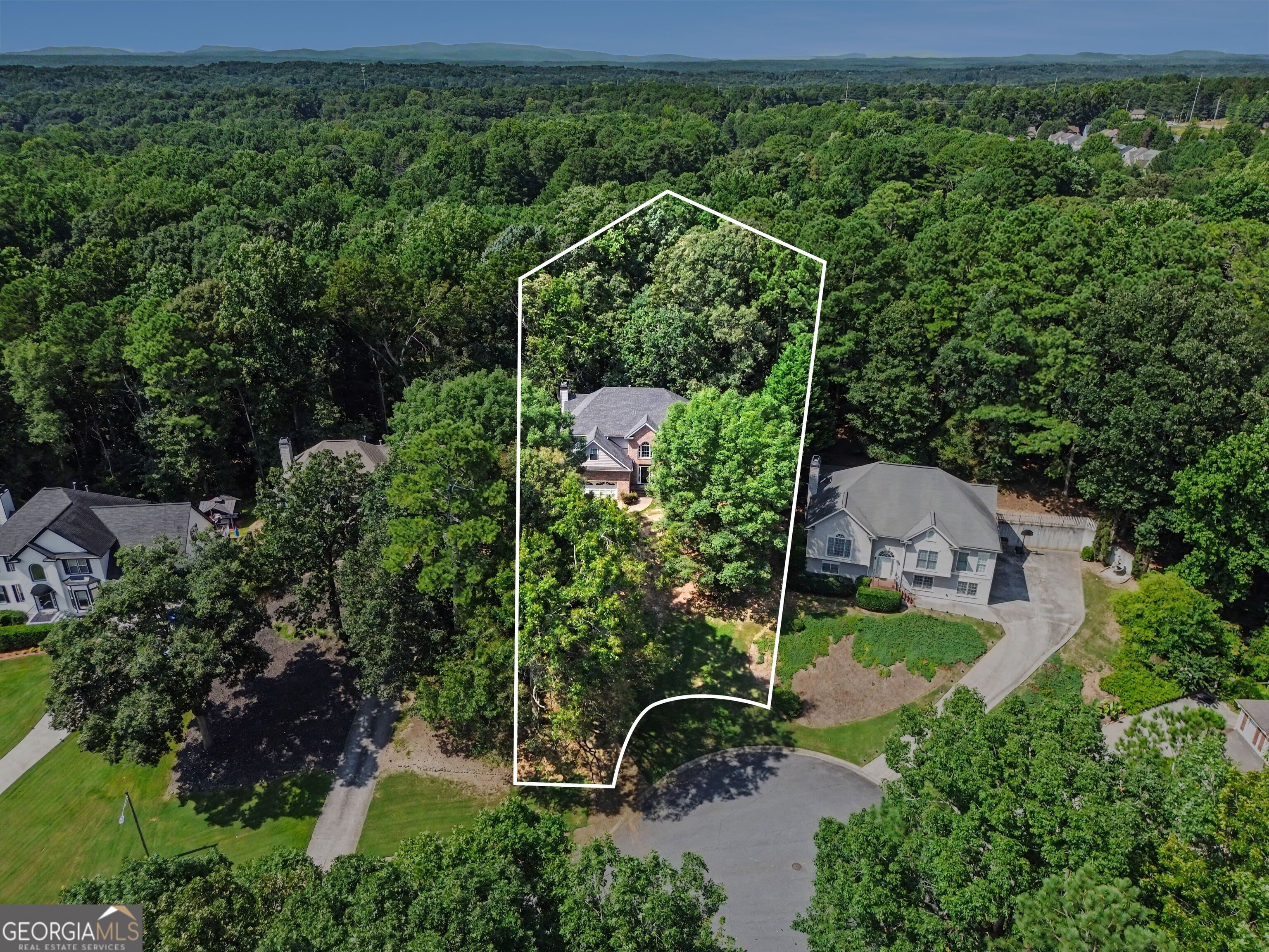 213 Powers Court Property Photo 46