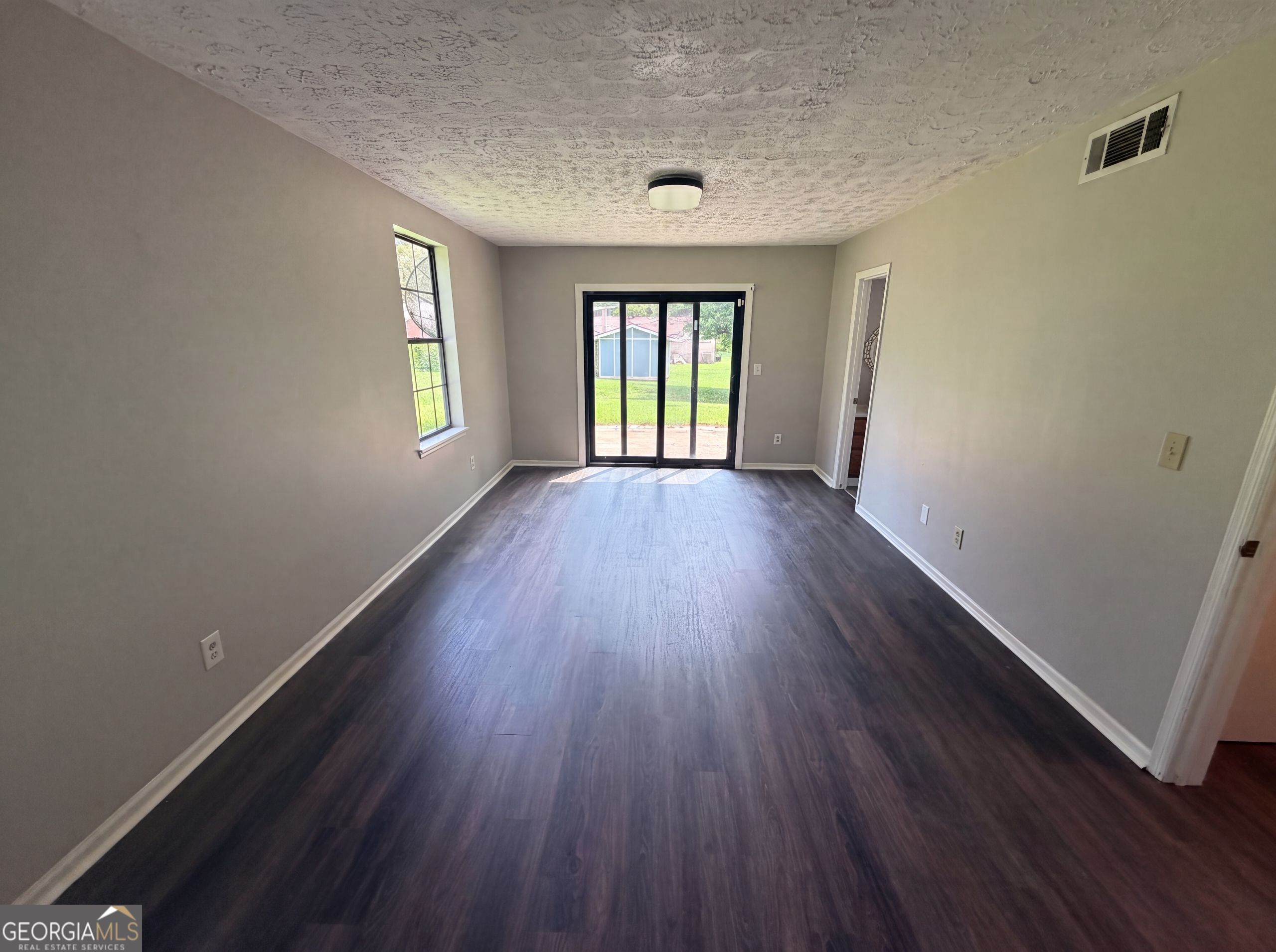 165 Splitwood Lane Property Photo 3